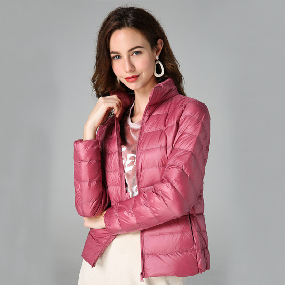 Myra | Chaqueta de plumas ultral ligera con sofisticados pliegues